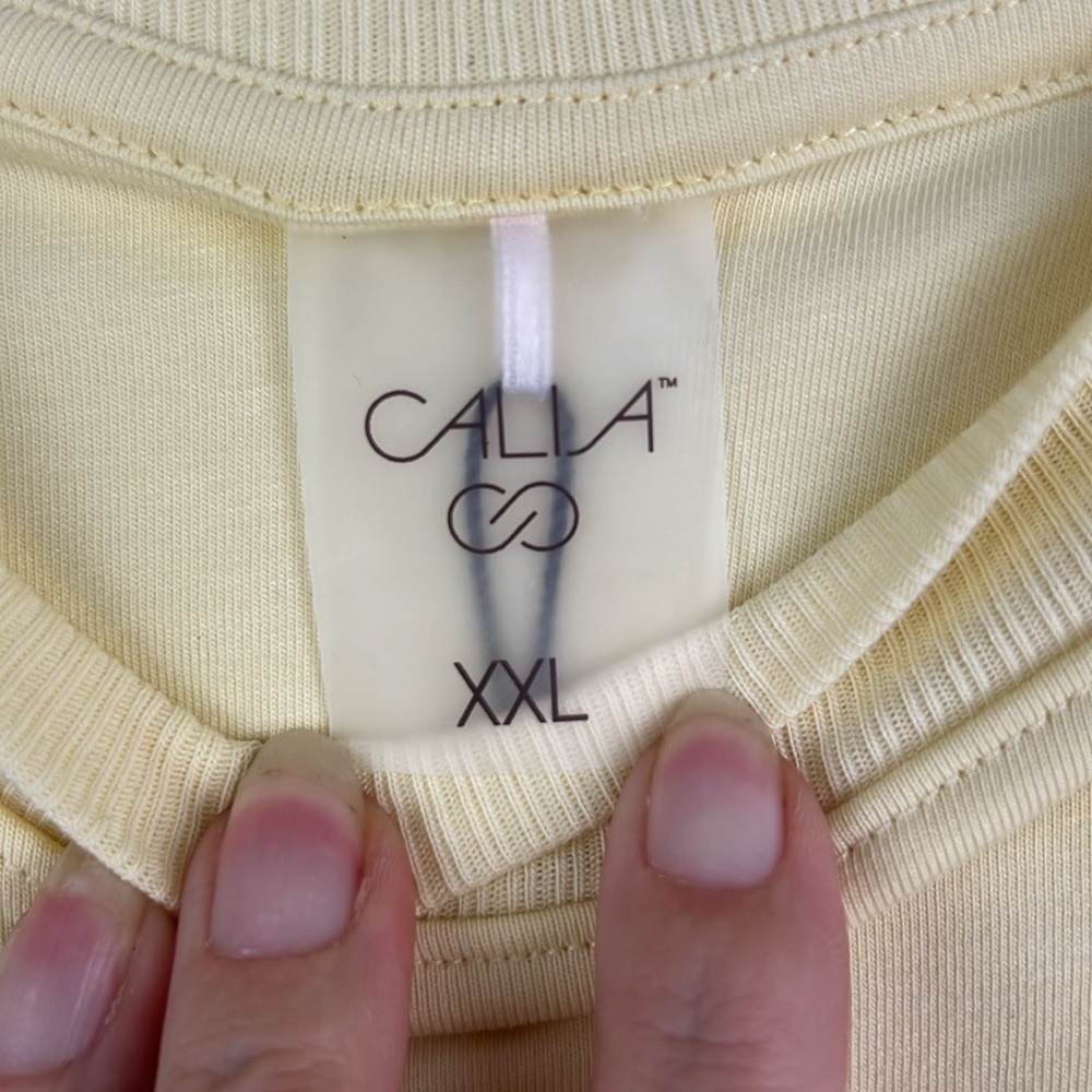 Calia by Carrie Underwood Women's Twist Crop Tee Yellow Women's Size XXL NWT - Picture 2 of 6